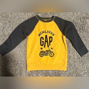 Little boy’s Baby Gap brand sweatshirt size:5